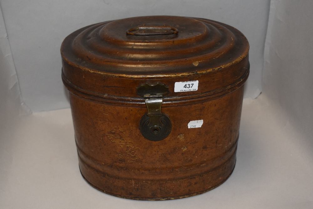A Victorian tin hat box having a scumble paint finish