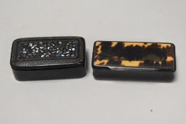 Two antique snuff cases or boxes including a carved horn and shell design and a micro mosaic