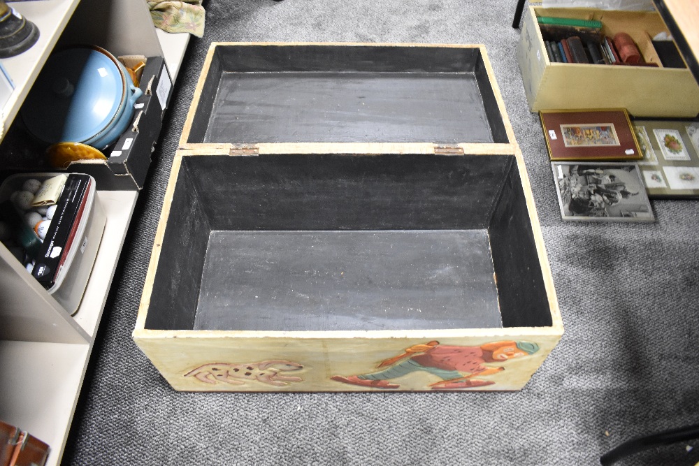 A vintage children's toy chest or trunk, having carved case with pendant border and painted clown - Image 3 of 3