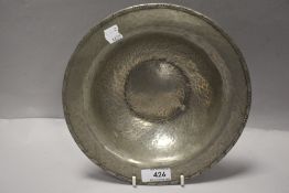 A vintage Hugh Wallace Arts and Crafts style pewter bowl. 22cm across.