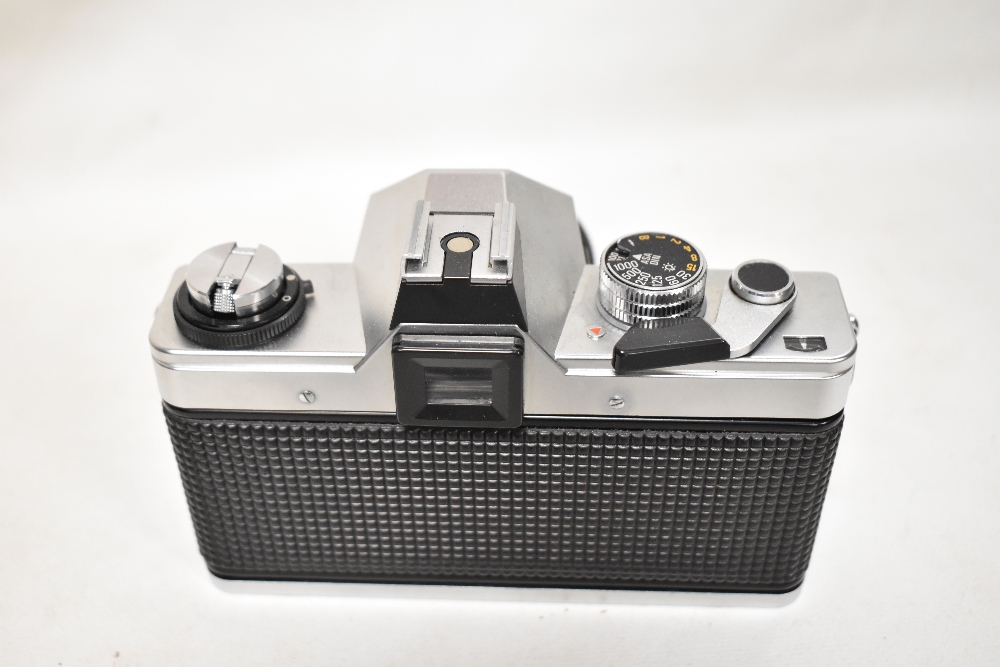 A Praktica PLC3 SLR camera with a Prakticar MC 50mm 1,8 lens, a Prakticar MC 135 2,8 lens, a - Image 4 of 5