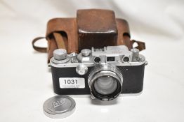 A Leica IIIb Rangefinder camera Serial No326242 with Summitar f=5cm 1:2 lens No553458