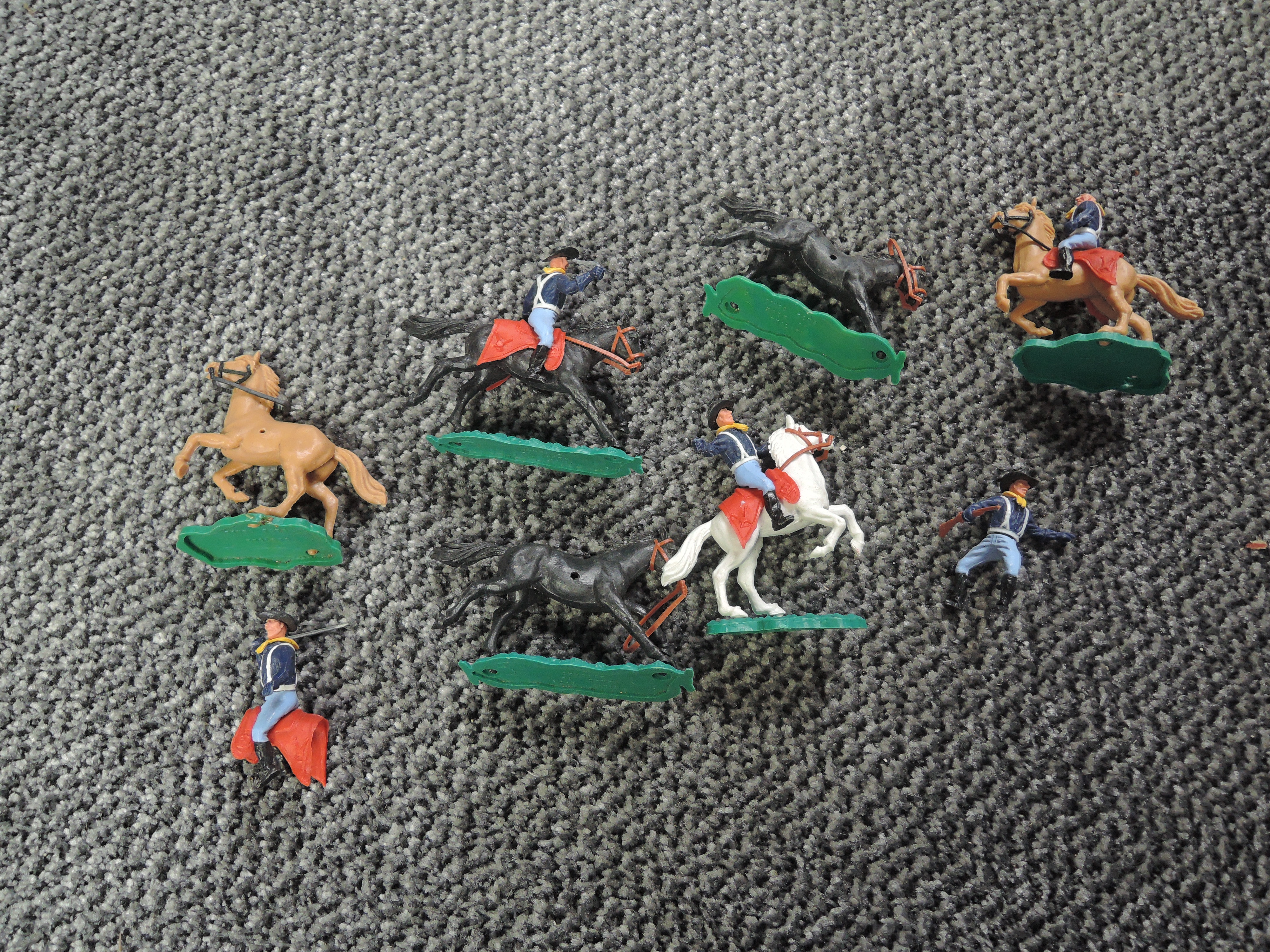 Three boxes of Timpo, Britains and similar plastic Western figures, horses and animals, farm, zoo - Image 5 of 5