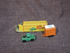 A Dublo Dinky diecast, 073 Land Rover and Horse Trailer with Horse, green land rover, orange trailer