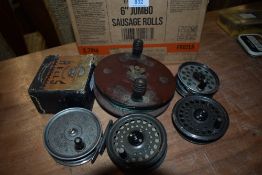 A selection of 4 vintage fly reels by Youngs, Intrepid and Allcocks and a Large Boat reel