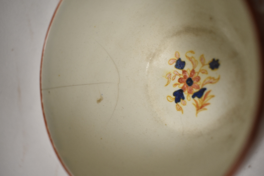 Four pieces of Georgian Wedgwood pearlware decorated in an Imari style design, All pieces having - Image 3 of 3