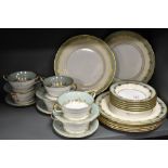 An Aynsley Sherwood pattern 8013 part dinner service