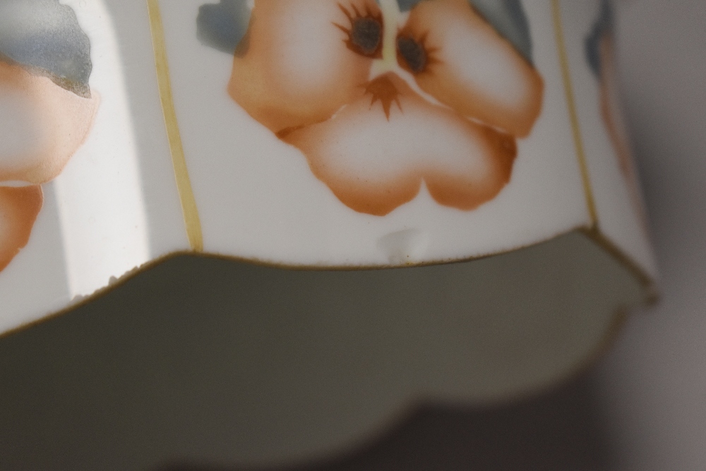 An early 20th century milk glass light shade having geometric pattern and pansy design. AF - Image 2 of 4