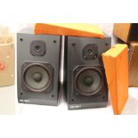 A pair of Hitachi SS W001 speakers