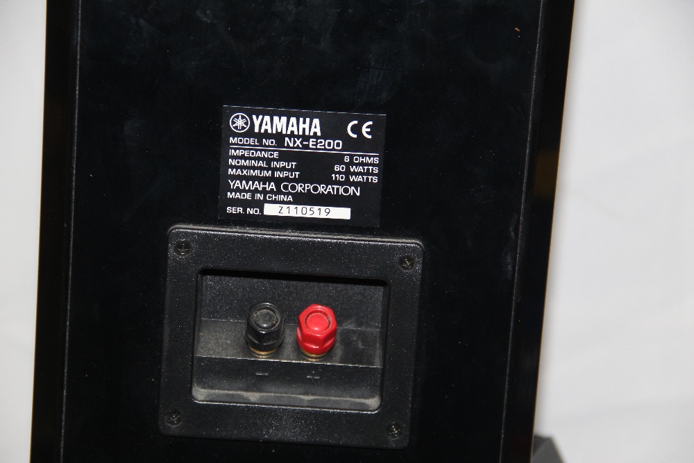 A pair of Yamaha Speakers NXE200 - Image 3 of 3