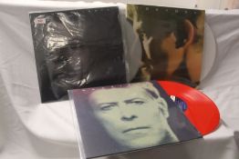 A lot of three David Bowie live recordings - all in EX/EX