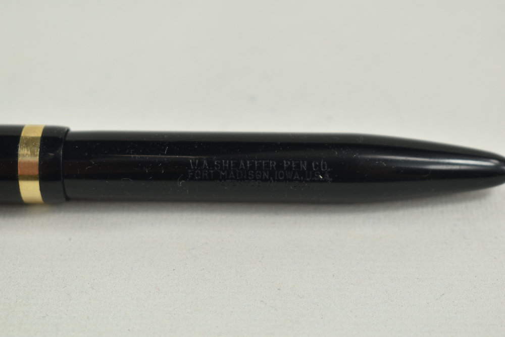 A Sheaffer Balance Lifetime lever fill fountain pen and propelling pencil set in black with single - Image 6 of 7