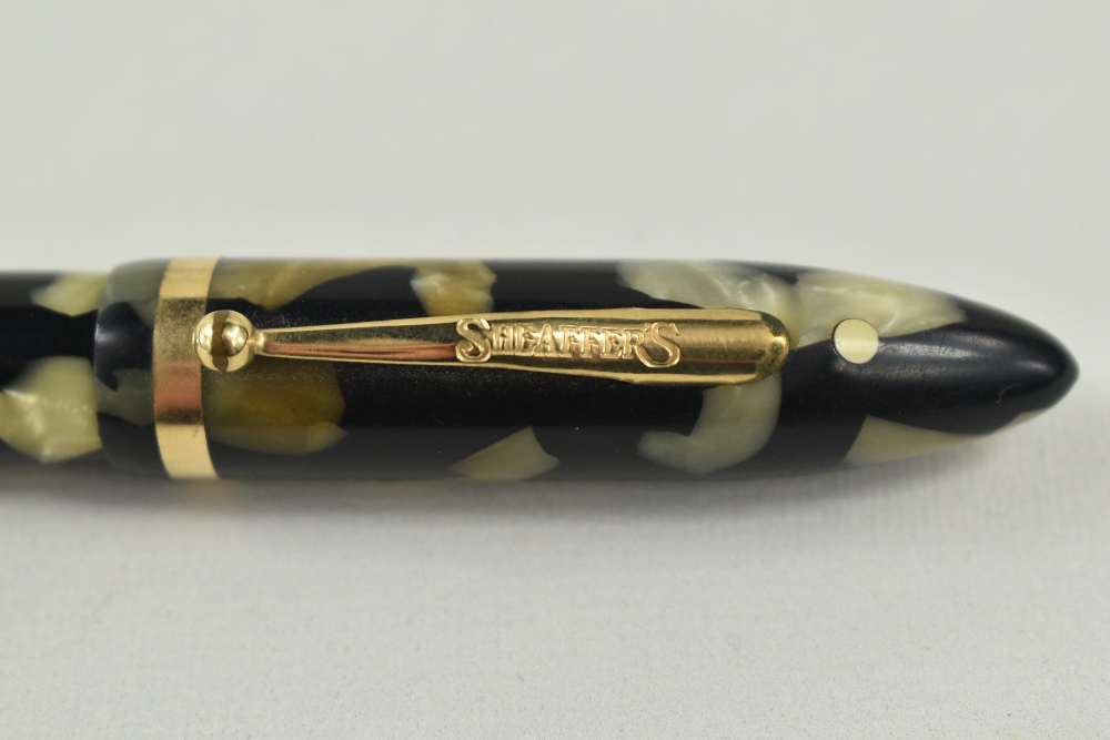 A Sheaffer Balance Lifetime oversized lever fill fountain pen in black/pearl with single band and - Image 4 of 5