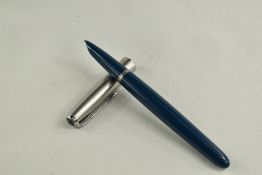 A Parker 51 aeromatic fill fountain pen in teal with lustiloy cap. Approx 13.8cm in very good