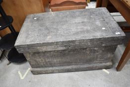 A vintage tool chest and contents including planes etc