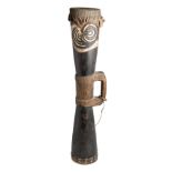 *A NEW GUINEA COLUMN DRUM (WALUWA), GOGODALA PEOPLE, 19TH / 20TH CENTURY