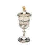 AN IRISH EDWARDIAN PARCEL-GILT-SILVER CUP AND COVER, EDMOND JOHNSON LTD., DUBLIN, 1906