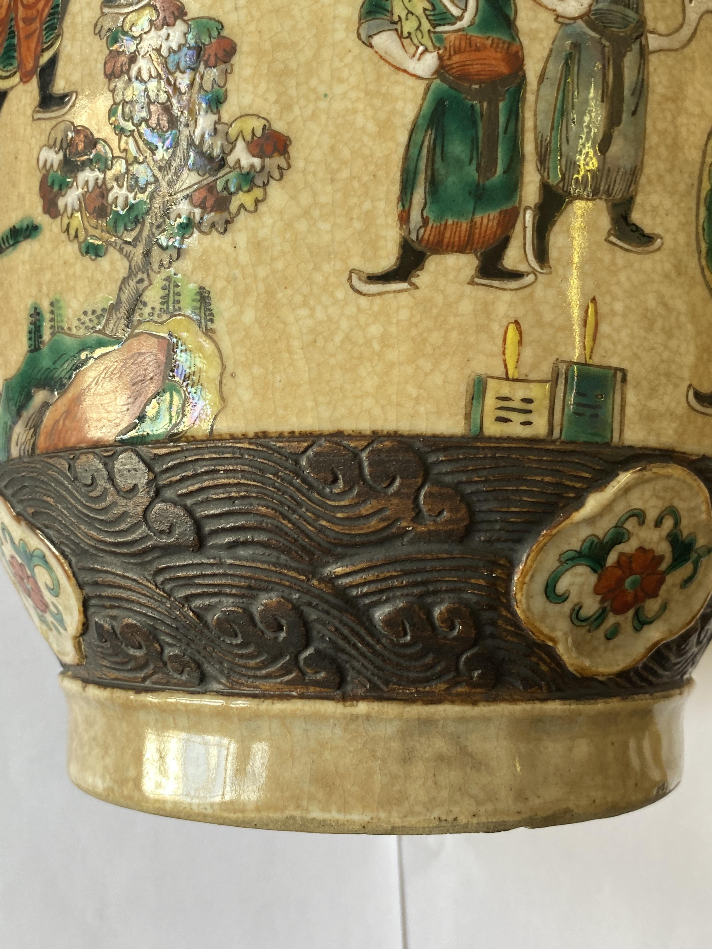 A PAIR OF CHINESE LARGE CRACKLEWARE VASES - Image 12 of 13