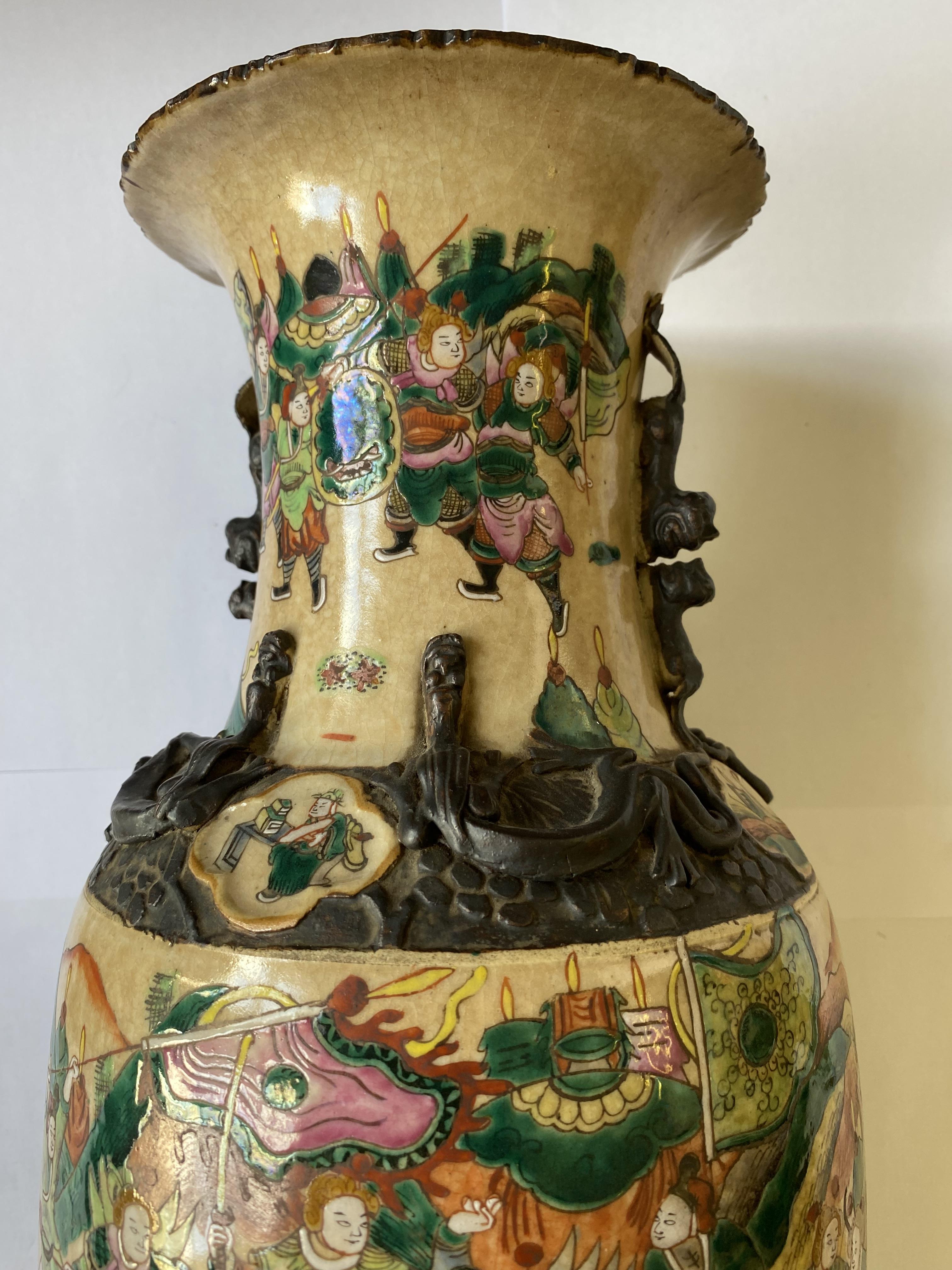A PAIR OF CHINESE LARGE CRACKLEWARE VASES - Image 3 of 13