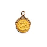 HALF SOVEREIGN PENDANT