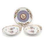 A PAIR OF SPODE DISHES