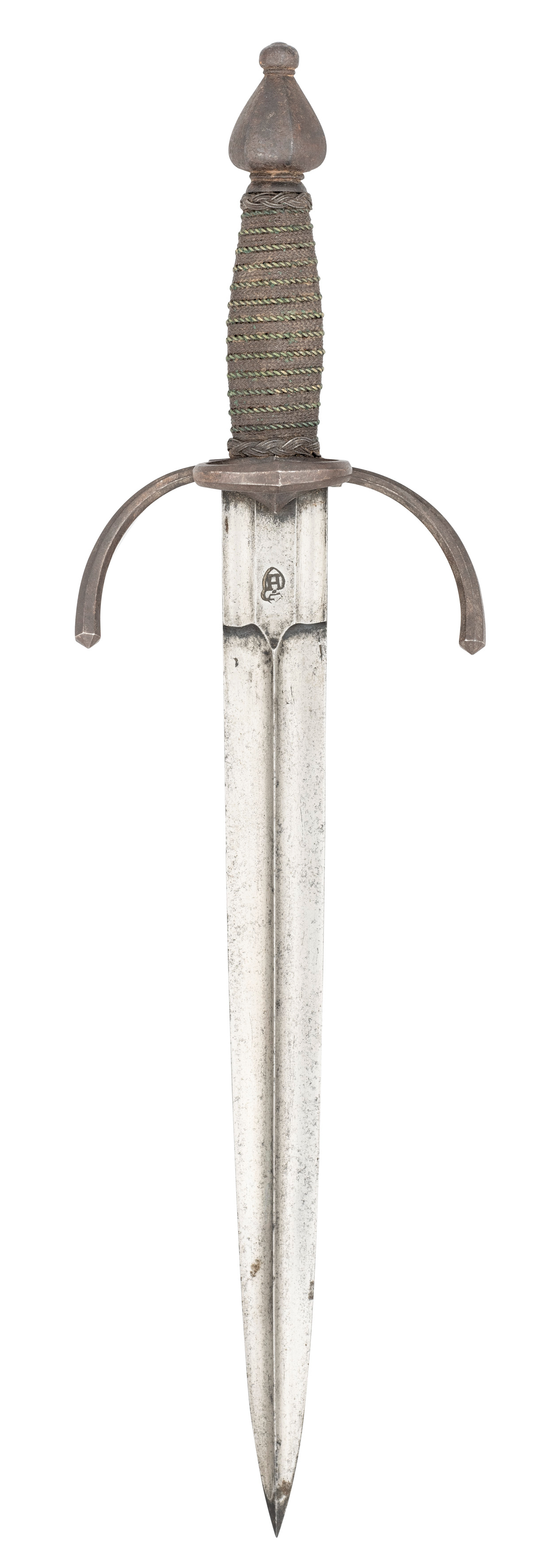 ‡ A GERMAN LEFT-HAND DAGGER IN EARLY 17TH CENTURY STYLE