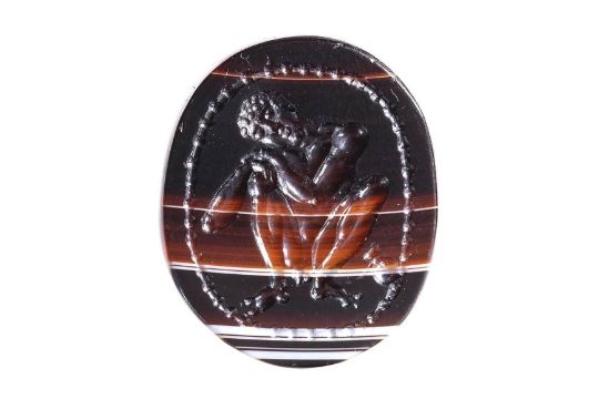 A fine greek banded agate intaglio. Sleeping slave. Second half of the 5th century B.C. - Image 4 of 10