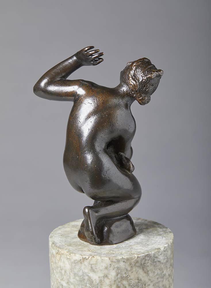 Kneeling nymph. Original design by Giambologna. - Image 5 of 6