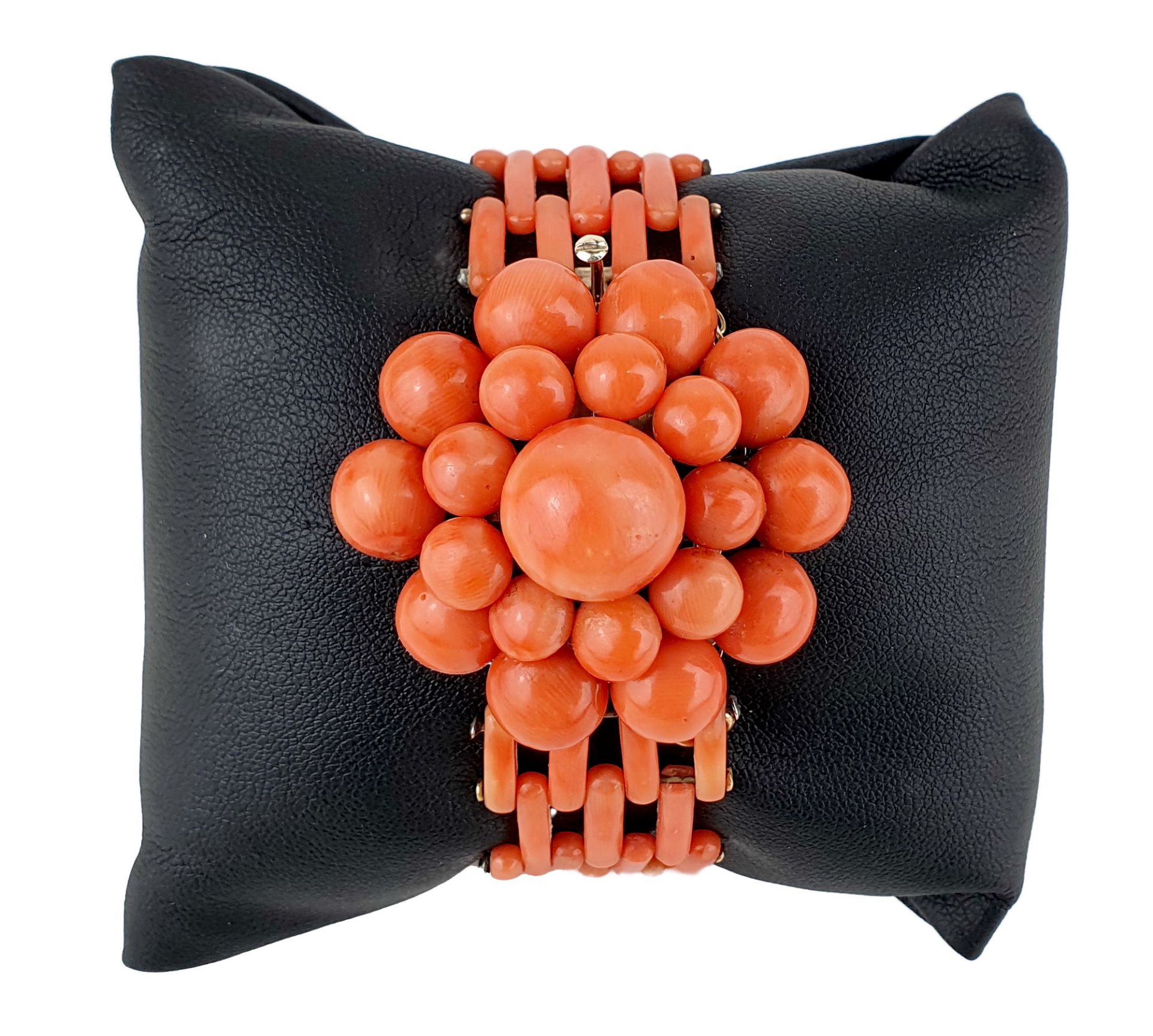 ELEGANT BRACELET CORAIL