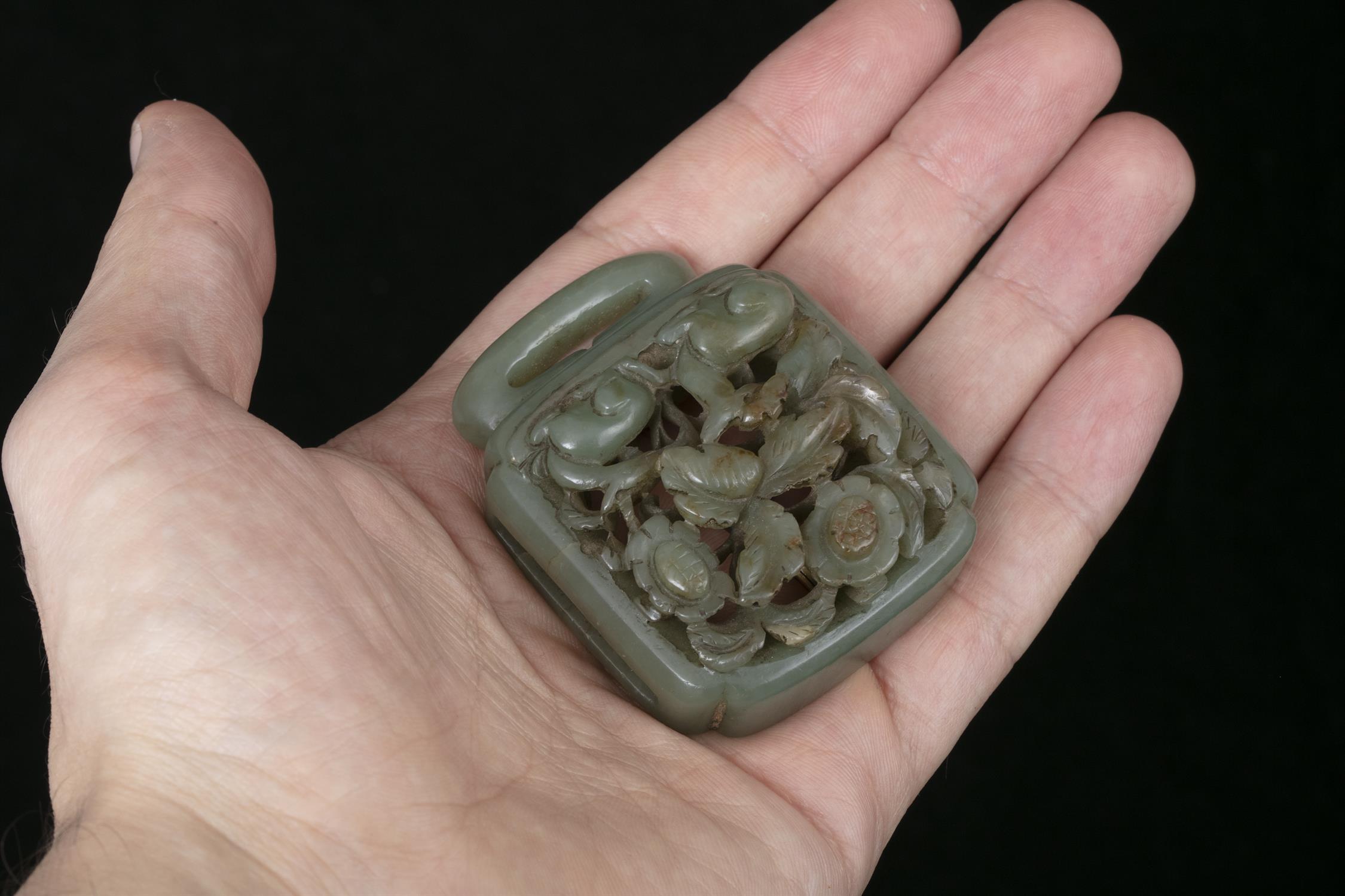 A LIAO STYLE ‘AUTUMN FOREST / QIUSHAN YUAN' CELADON JADE ELEMENT OF A BELT BUCKLE / HOOK China, - Image 4 of 5