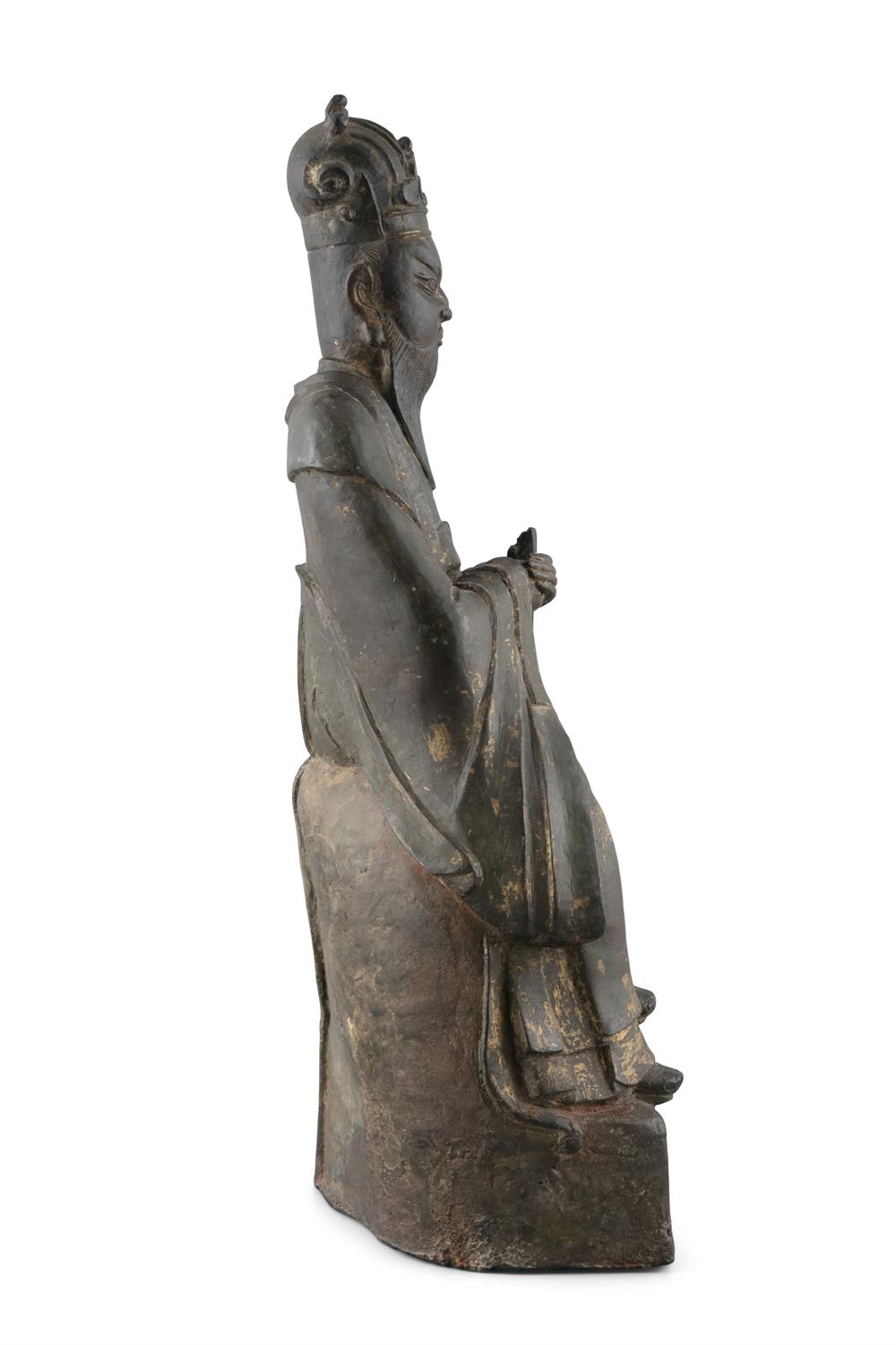 A LARGE PARCEL GILT LACQUERED BRONZE FIGURE OF A SEATED DAOIST GOD China, Ming Dynasty, - Image 3 of 17