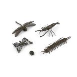 A COLLECTION OF FIVE (5) COPPER INSECTS OKIMONO Japan, Taisho to Showa period Composed of three