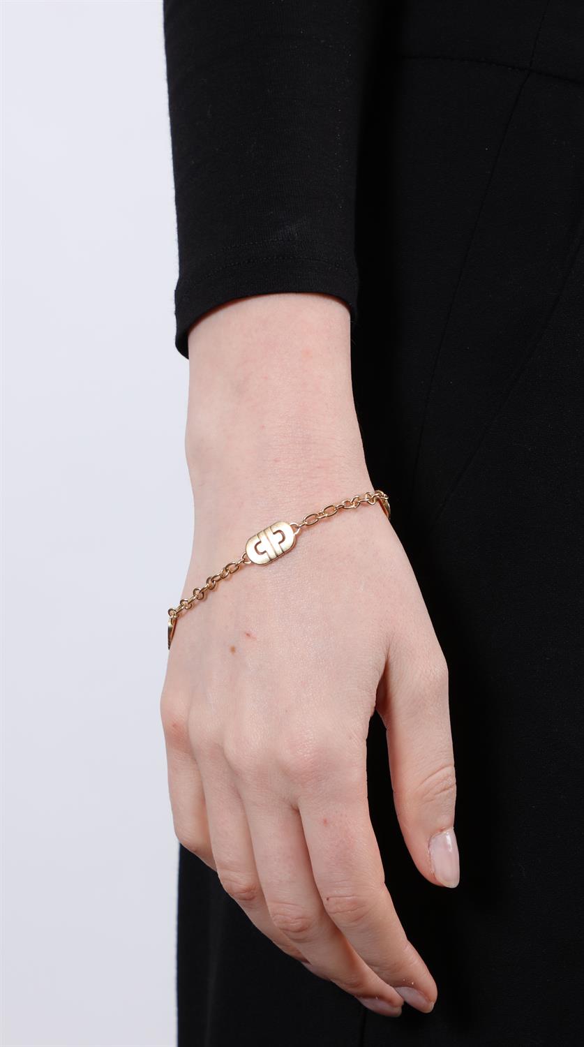 A GOLD 'PARENTESI' BRACELET, BY BULGARI The cable-link chain interspersed with three gold - Image 6 of 6