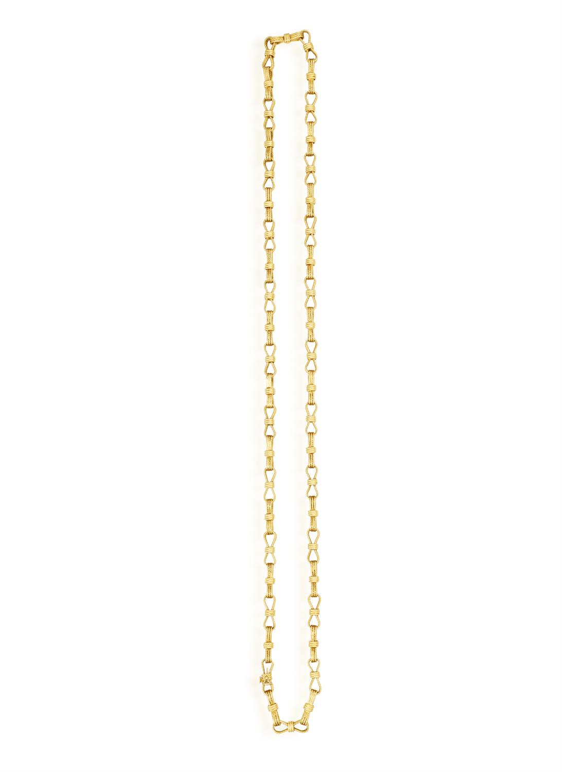 A GOLD SAUTOIR NECKLACE, BY CARLO WEINGRILL FOR BULGARI, CIRCA 1960 The long fancy-link chain - Image 2 of 7
