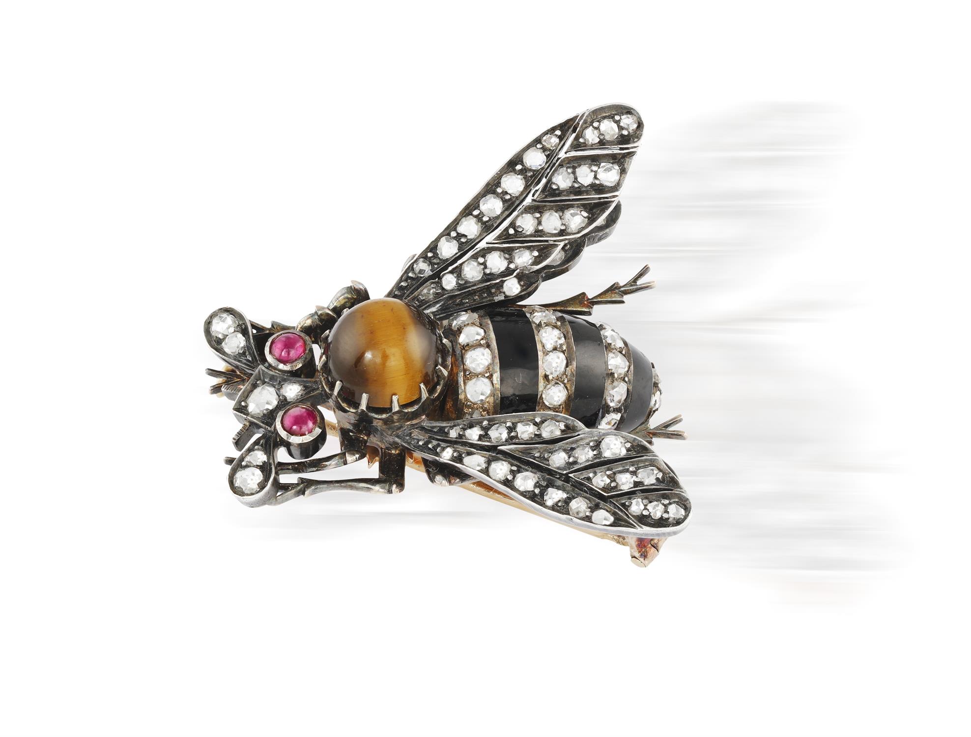 A LATE 19TH CENTURY BUMBLEBEE BROOCH, CIRCA 1880 The thorax formed as a cabochon tiger's eye, - Image 3 of 7