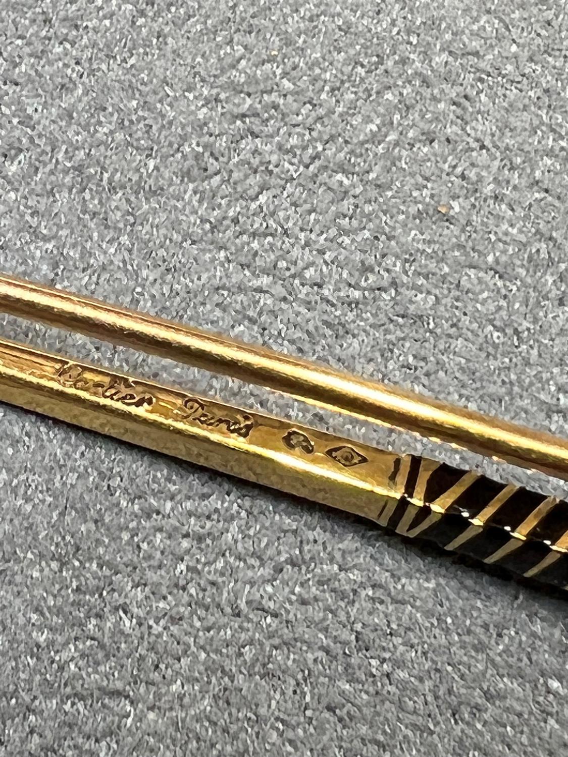 AN ENAMEL NOVELTY BROOCH, BY CARTIER, CIRCA 1935 Designed as a golf club, decorated with black - Image 5 of 9