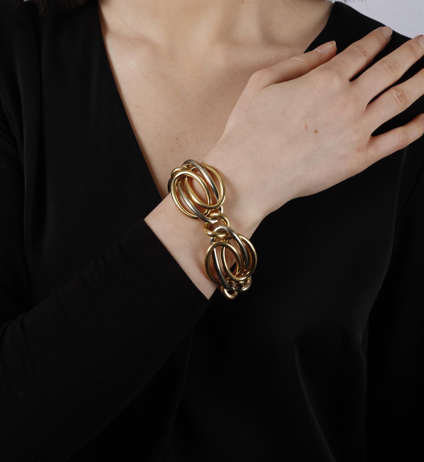 A RETRO GOLD BRACELET, BY CARLO WEINGRILL FOR BULGARI, CIRCA 1950 Designed as a series of - Image 4 of 8