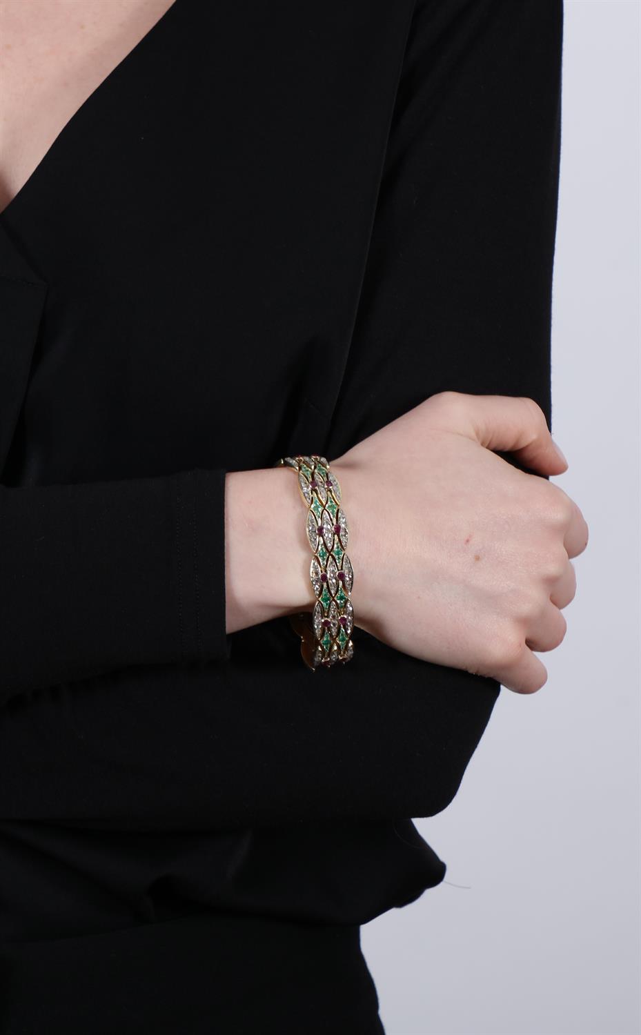 A LATE 19TH/EARLY 20TH CENTURY EMERALD, RUBY AND DIAMOND BRACELET Of openwork articulated design, - Image 3 of 4