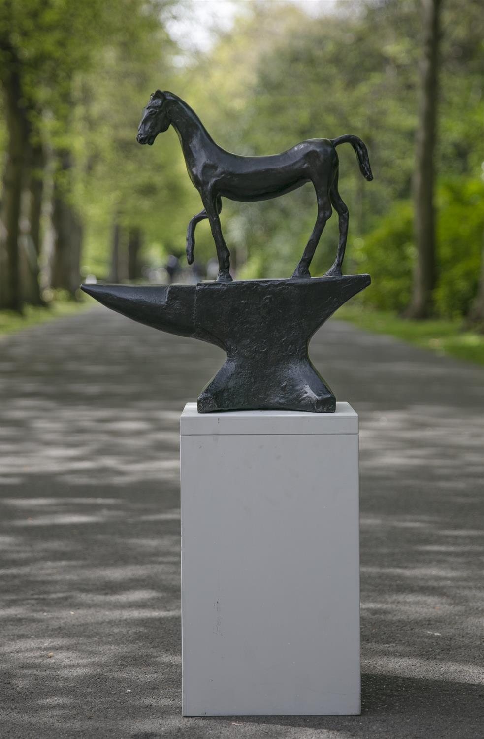 Barry Flanagan (1941 - 2009) Horse on Anvil (2001) Bronze, 55.2 x 50.8 x 21cm (21¾ x 20 x - Image 2 of 6