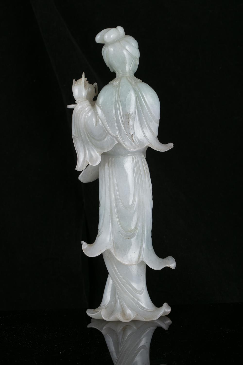 A FINE JADEITE JADE CARVING OF A STANDING MEIREN CHINA, CIRCA 1900-1930 The stone of white tone with - Image 4 of 8