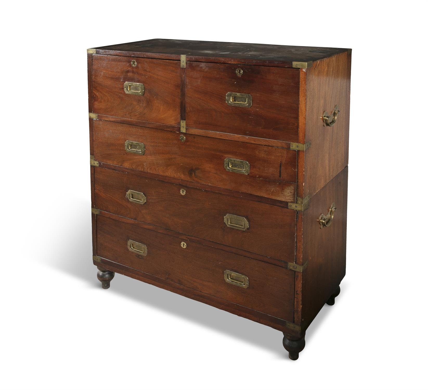 A MAHOGANY AND BRASS MOUNTED SECRETAIRE MILITARY CHEST, early 19th century, in two sections, - Bild 2 aus 2