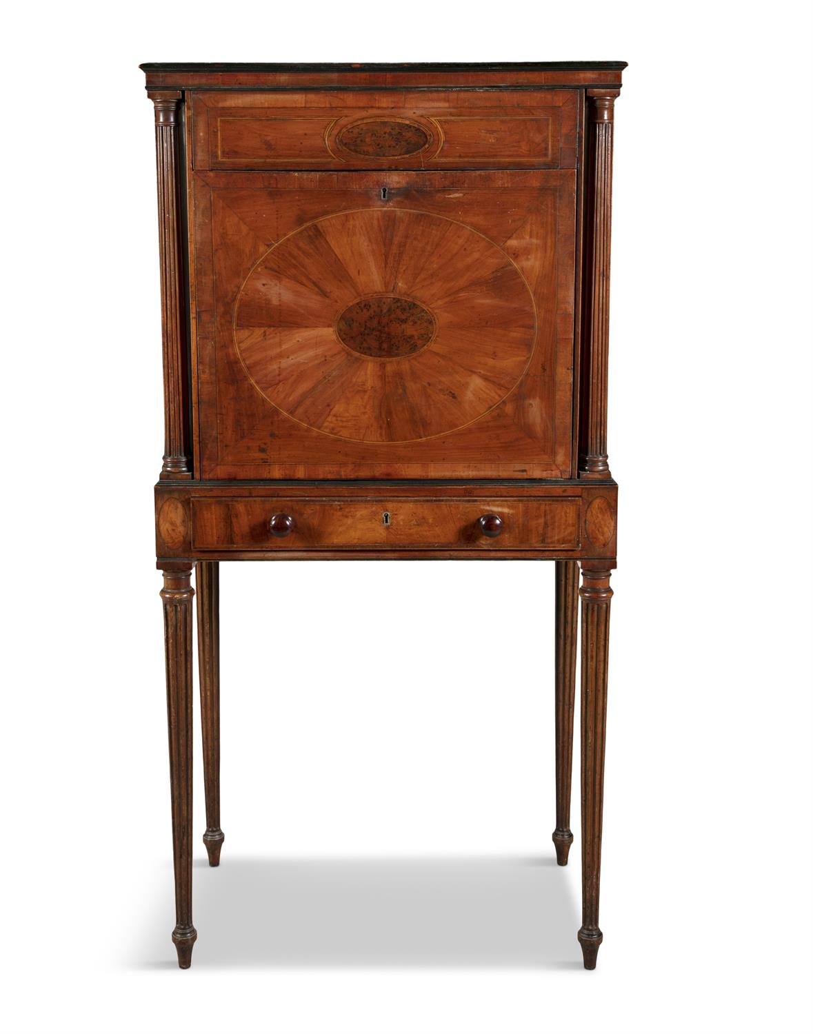 A GEORGE III YEWOOD VENEERED SECRETAIRE CABINET, probably Irish, the crossbanded rectangular top - Bild 2 aus 3