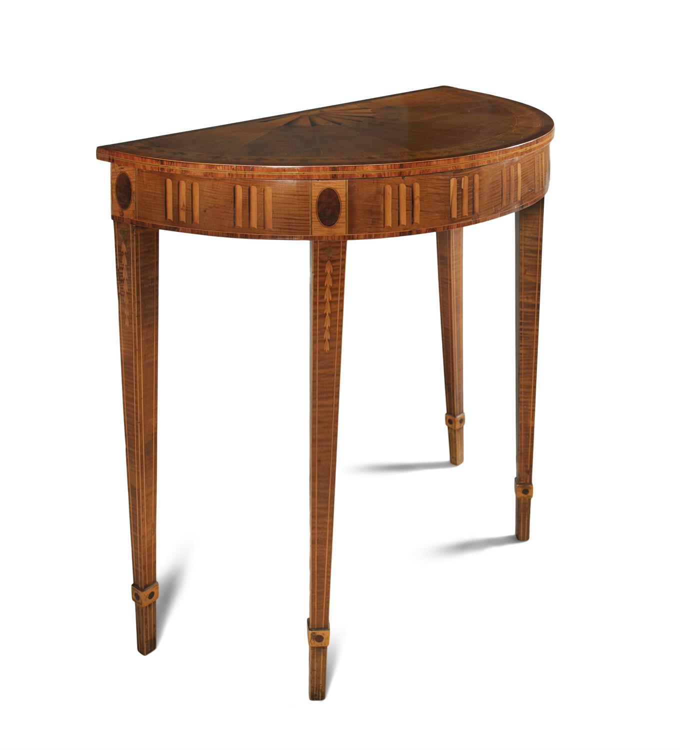 AN IRISH ROSEWOOD BANDED AND SYCAMORE VENEERED D-SHAPED PIER TABLE, c.1780 attributed to William - Bild 3 aus 5