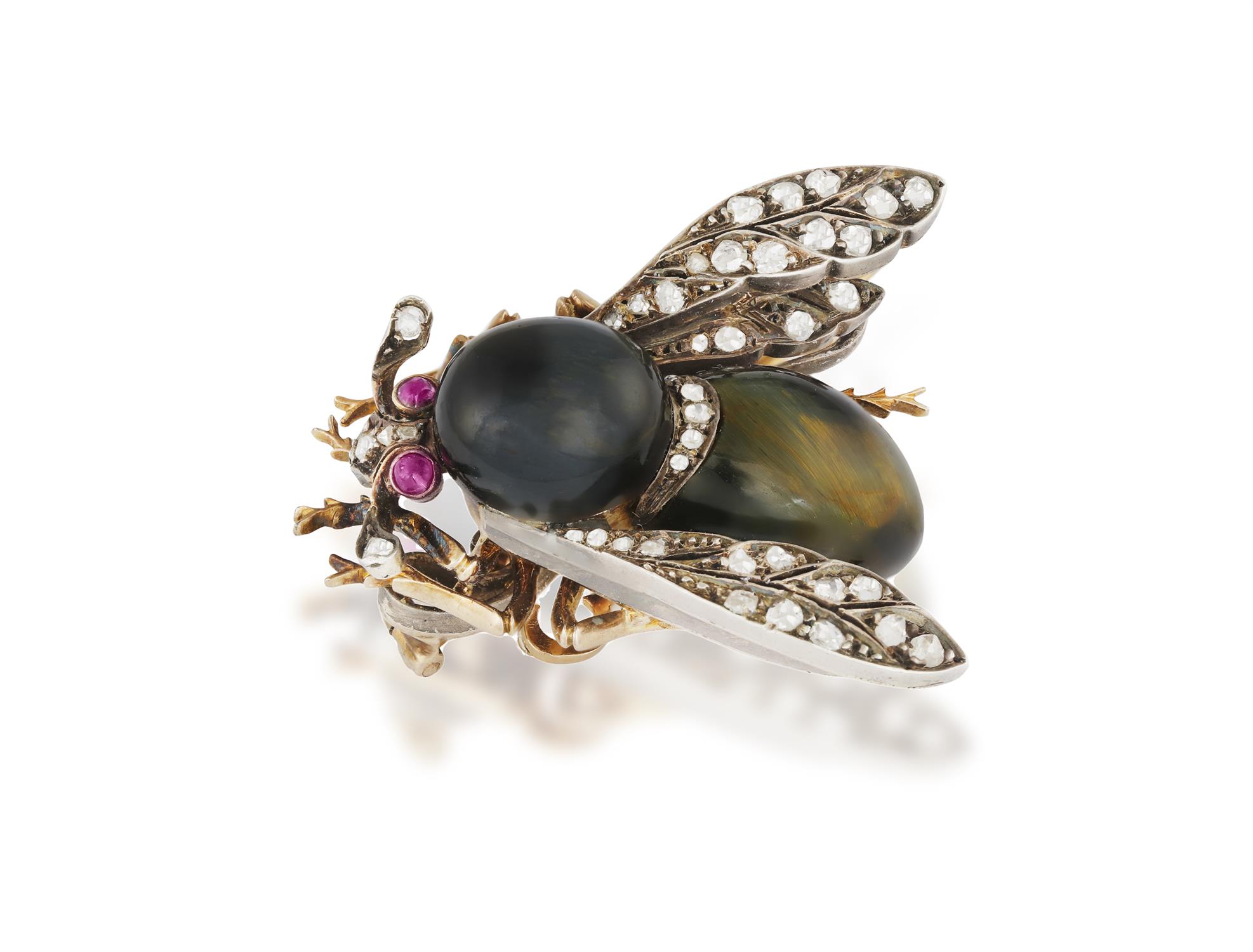 A LATE 19TH CENTURY GEM-SET NOVELTY BROOCH, FRENCH, CIRCA 1880 Realistically modelled as a bee, - Image 2 of 4