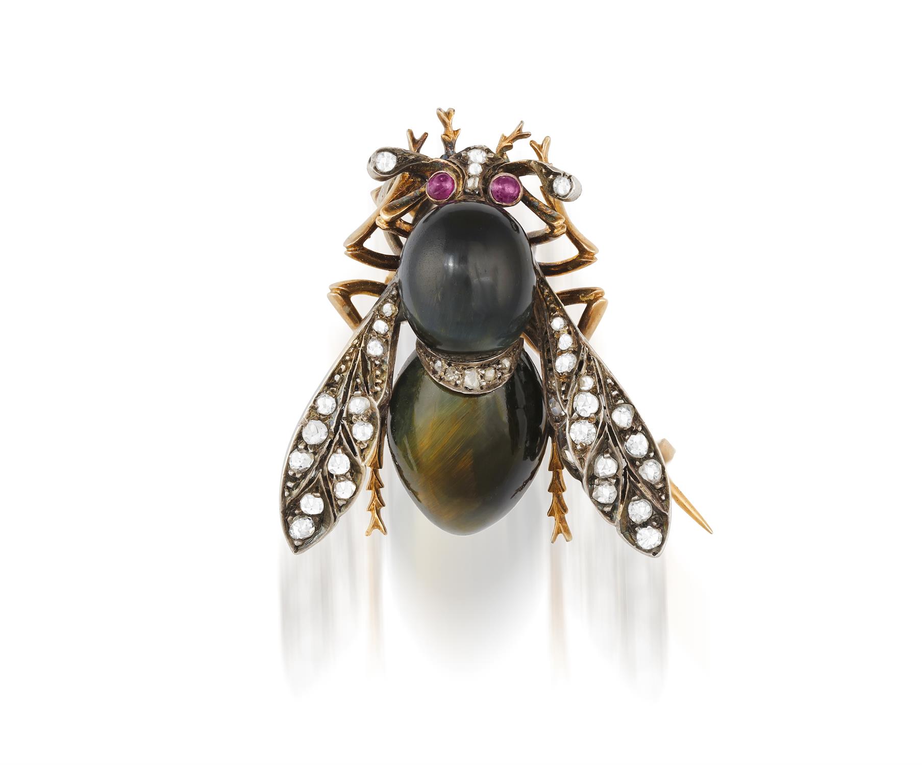 A LATE 19TH CENTURY GEM-SET NOVELTY BROOCH, FRENCH, CIRCA 1880 Realistically modelled as a bee,