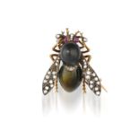 A LATE 19TH CENTURY GEM-SET NOVELTY BROOCH, FRENCH, CIRCA 1880 Realistically modelled as a bee,