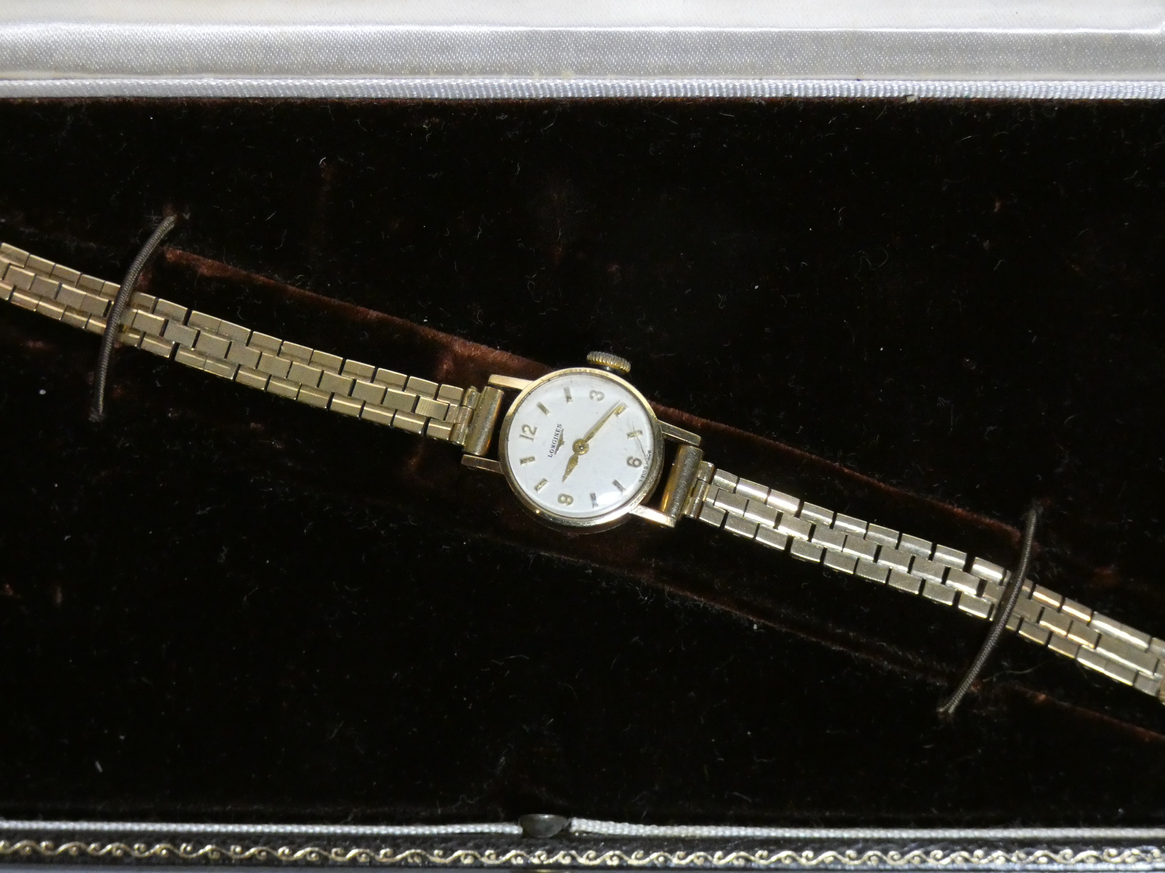 A Longines 9ct gold ladies’ wristwatch, the small circular white dial with gold baton numerals & - Image 2 of 3