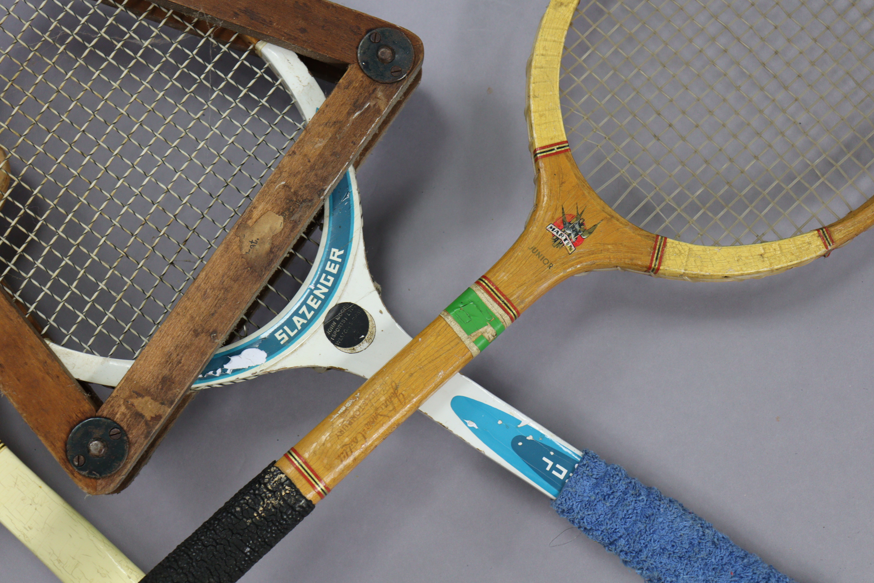 Five various wooden tennis racquets, each with wooden press; a wooden cricket bat; two golf clubs, - Image 5 of 5