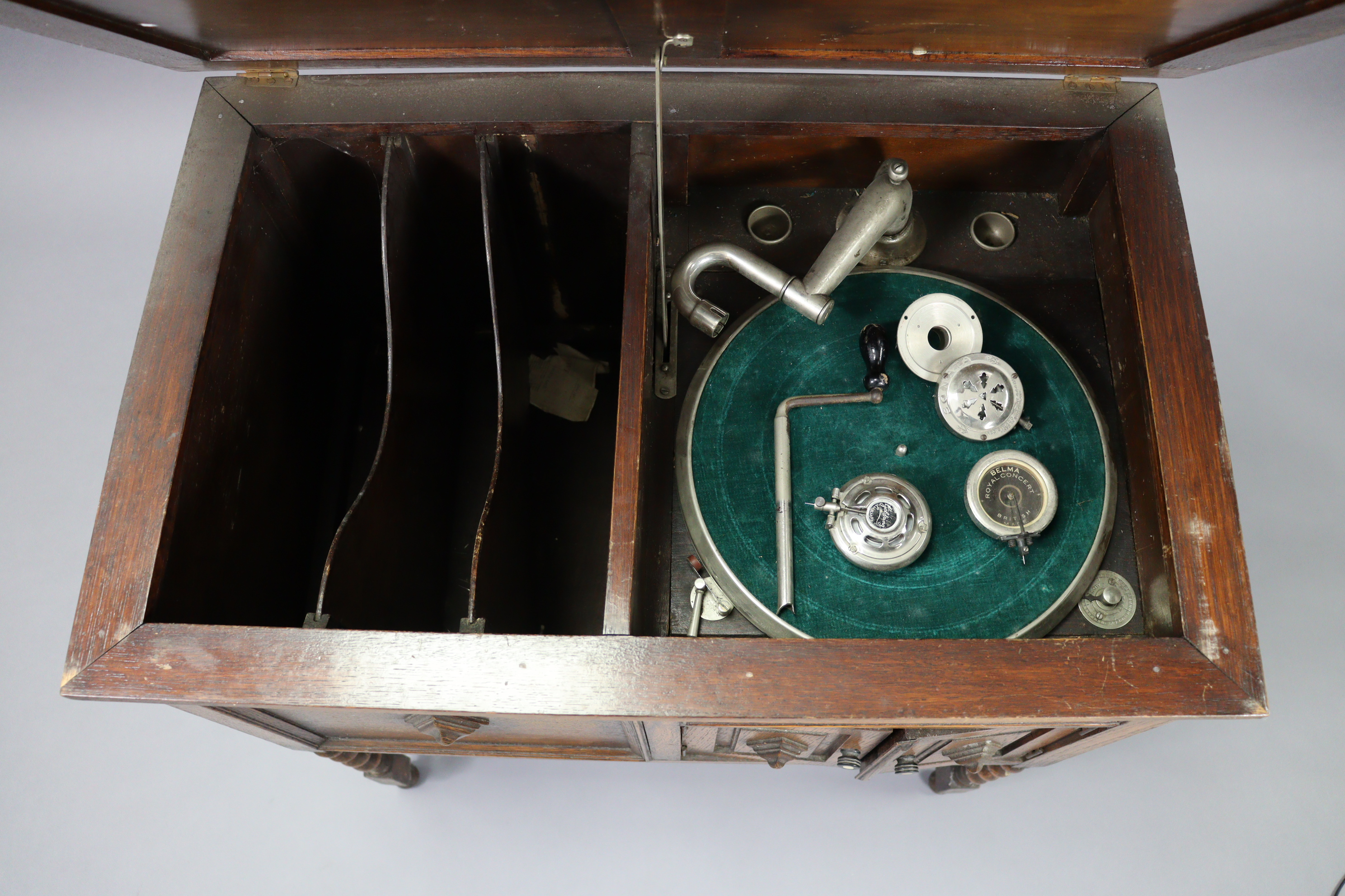 A 1930’s floor-standing gramophone in oak case enclosed by hinged lift-lid, & on short barley- - Image 2 of 3