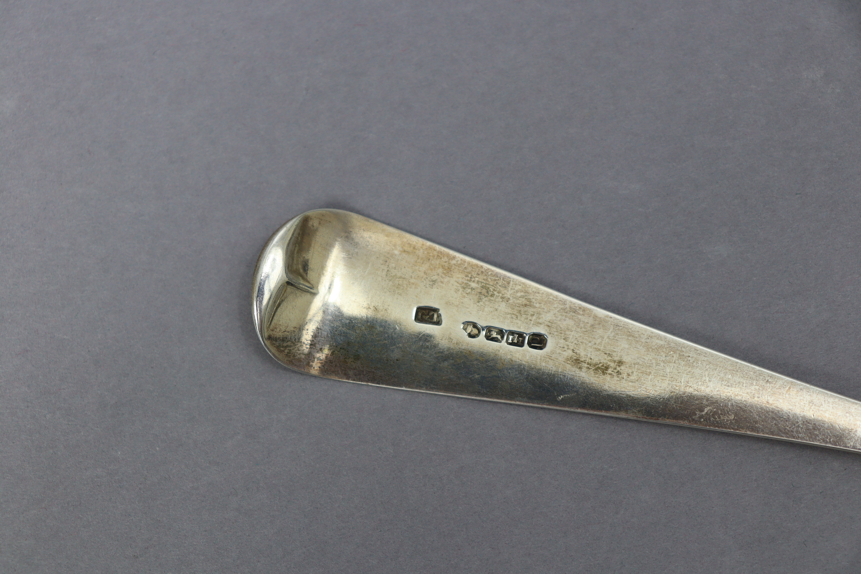 A William IV silver Old English basting spoon, 11¾” long, Exeter 1831 by George Turner (3oz). - Image 3 of 3